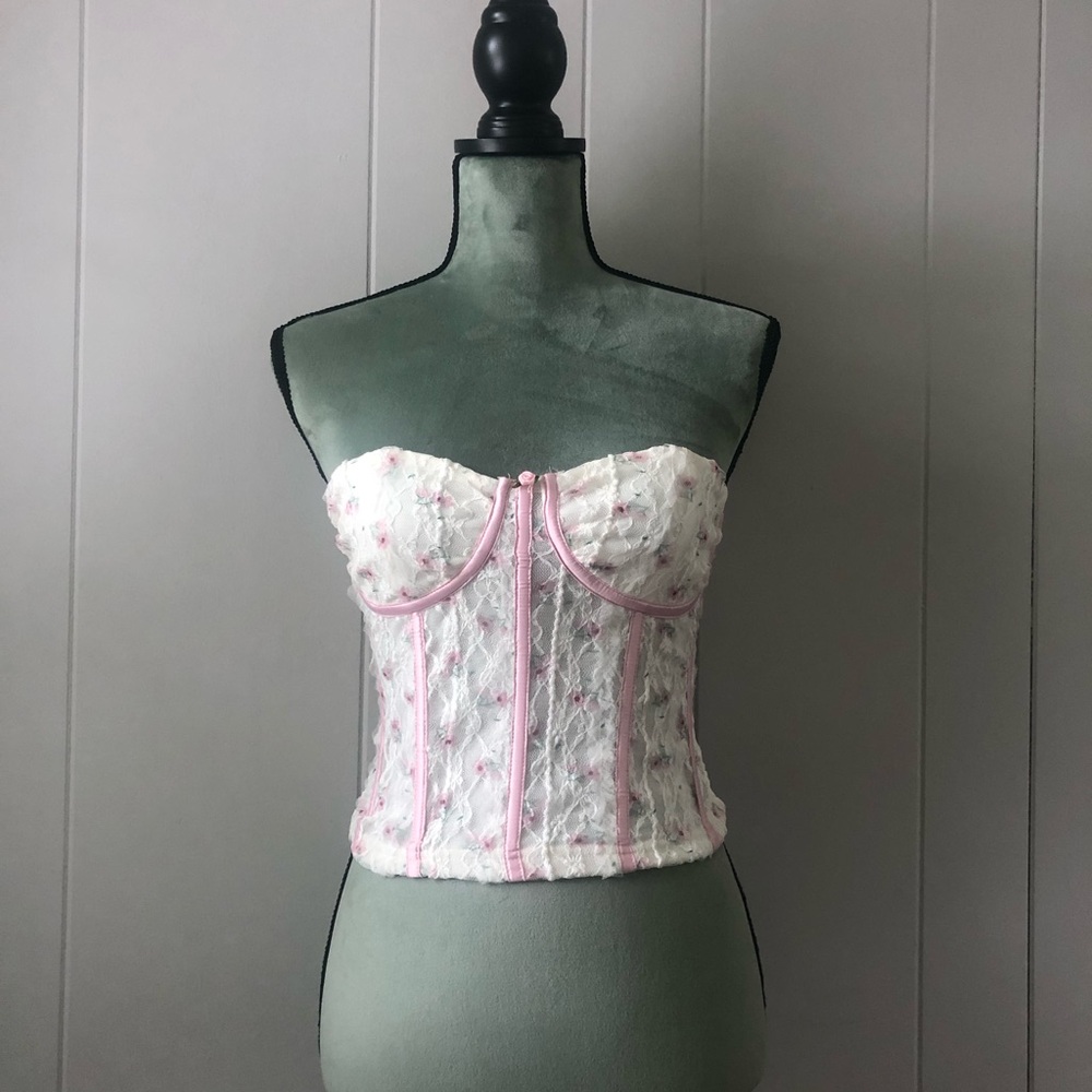 Chic White and Pink Lace Bandeau